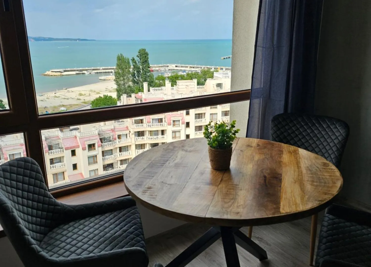 Sea View 1Br Across The Beach Βάρνα Διαμέρισμα